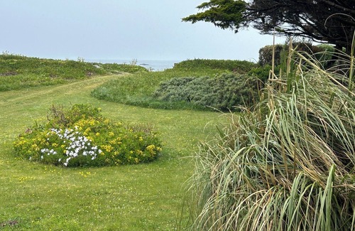 Brignogan-Plage House | Charmante Maison, en Bordure de Mer, au Style Marin