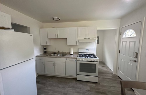 Belleville Apartment | Charming Retreat Near Belleville Lake – Cozy Home with Spacious Backyard