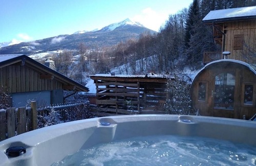 Aime Ski Chalet | Character chalet in a small hamlet 5 minutes from the slopes