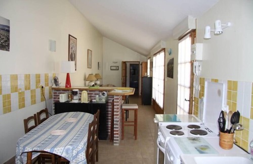 Bresse-sur-Grosne House | Character house, charming comfort, quiet, single storey, well heated