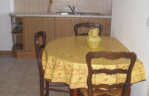 Galeria House | Character house, dry stone, beaches 50 m away, 150 m from Galéria, for 2
