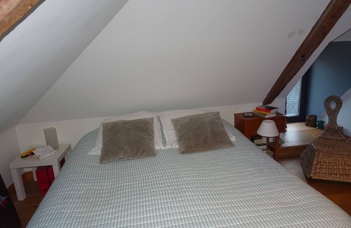 Guerande House | Character house facing the medieval city