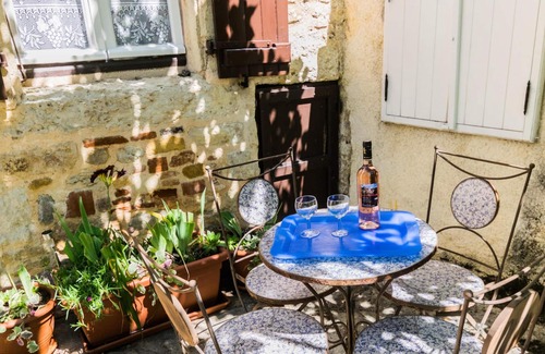 Puy-l'Eveque House | Characteristic village house at 20m from the river Lot