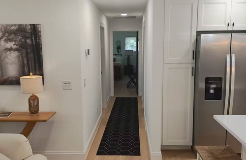 Jonesville House | Chardonnay Cottage Center of Wine Country, Quiet & Private, Blue Ridge Mtns