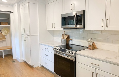 Old Village House | Charleston "Chucktown Cottage" mins to Beach