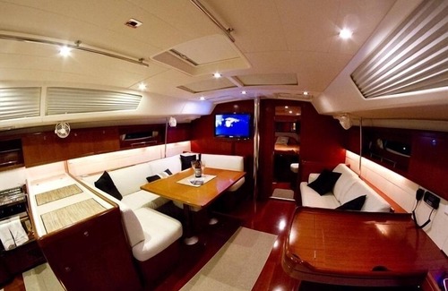 Downtown Charleston Boat Rental | Charleston's Premiere 50ft Luxury Sailing Yacht, 'Fate' and Kismet Party Yacht