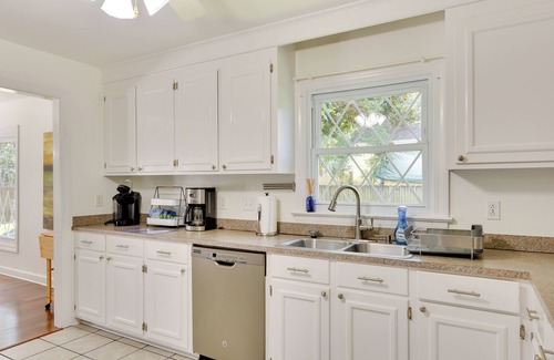 Charleston House | Charleston Vacation Rental ~ 7 Mi to Folly Beach!