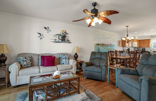 Chincoteague House | Charlie's Bayside Retreat - Pet friendly, In town!