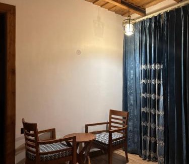Mukteshwar House | Charlie's Little Palace