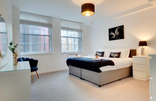 Newcastle-upon-Tyne Apartment | Charltons Bonds Apartments 1A by Week2Week