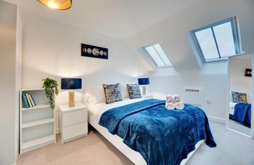 Newcastle-upon-Tyne Apartment | Charltons Bonds Apartments 2B by Week2Week