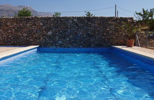 Benalauria Apartment | Charming Studio Apartment on Country Finca - experience the real Andalucia!