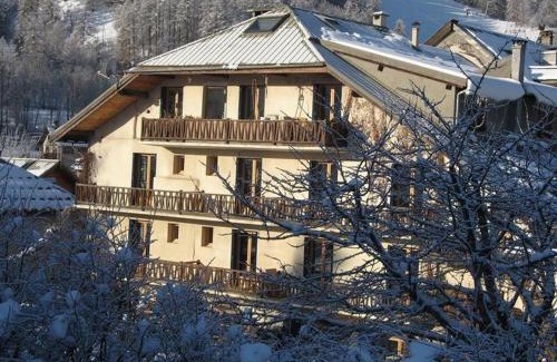 Saint-Chaffrey Apartment | Charmant 2 Pièces avec Piscine Été, Balcon et Parking Privé à 300m des Pistes - FR-1-762-6