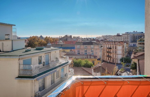 Riou - Petit Juas - Av de Grasse Apartment | Charmant 2 pièces rénové avec parking A1B244