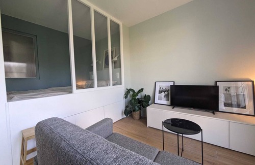 Saint-Denis Apartment | Charmant Appartement à la Plaine Saint-denis