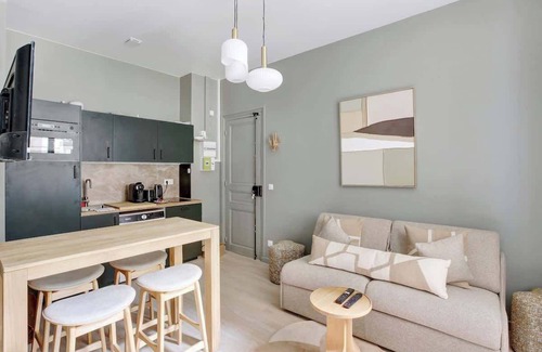 L'Europe Apartment | Charmant appartement 1BR - Village Batignolles