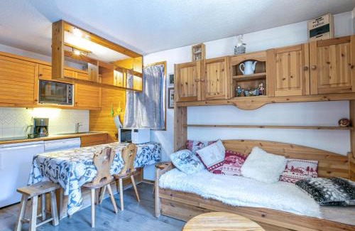 Val-d'Isere Apartment | Charmant appartement avec WiFi et parking, au pied des pistes et au cœur du village - FR-1-694-275