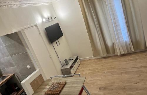Epinay-sur-Seine Apartment | Charmant F2 de 35 m2 idéalement situé à Épinay-sur-Seine