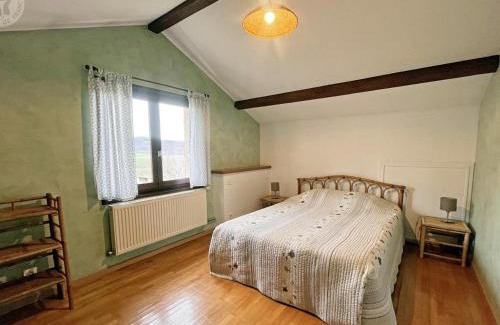 Saint-Christo-en-Jarez House | Charmant gîte avec terrasse et jardin à Saint-Christo-en-Jarez - FR-1-496-204