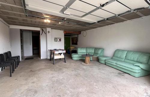 Saint-Christo-en-Jarez House | Charmant gîte avec terrasse et jardin à Saint-Christo-en-Jarez - FR-1-496-204