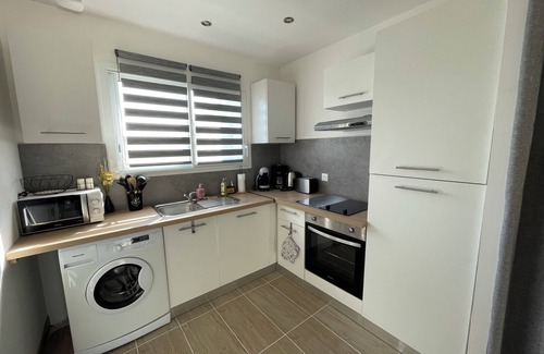 Septfonds House | Charmant Gîte Avec Jacuzzi, Parcelle Clôturée. Animaux de Compagnie Acceptés