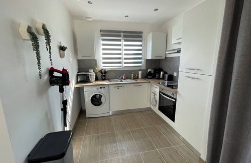 Septfonds House | Charmant Gîte Avec Jacuzzi, Parcelle Clôturée. Animaux de Compagnie Acceptés