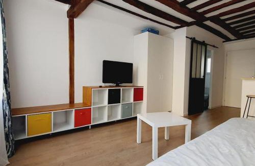 La Ferte-sous-Jouarre Apartment | Charmant studio coup de cœur Disney