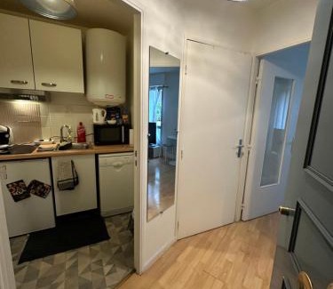 Gambetta Apartment | Charmant studio à Paris