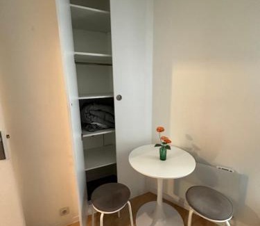 Gambetta Apartment | Charmant studio à Paris