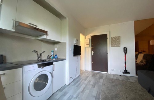 Saint-Maurice Apartment | Charmant Studio Avec Balcon - St Maurice