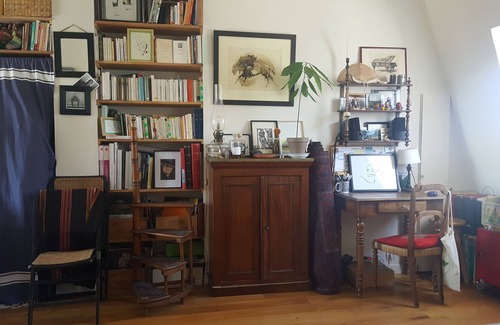 Quartier de la Chapelle Apartment | Charmant Studio Avec Vue. Votre Petit nid Au-dessus des Toits !