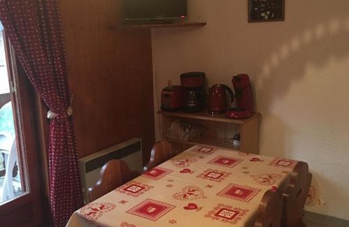 Valloire Apartment | Charmant Studio Cabine pour 3 à Valloire – Proche Commerces et Remontées Mécaniques - FR-1-263-68