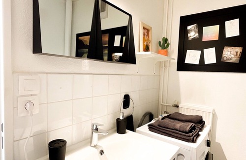 Jeanne d'Arc-Longs Champs-Beaulieu Apartment | Charmant Studio Rénové Face à Beaulieu