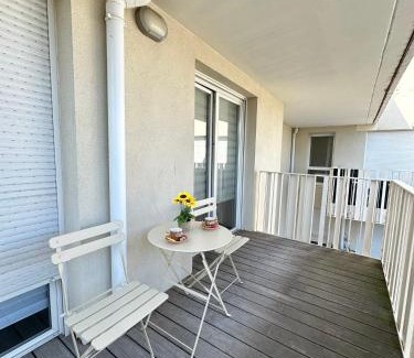 La Celle-sous-Gouzon Apartment | charmant T2 avec parking privé près de la gare