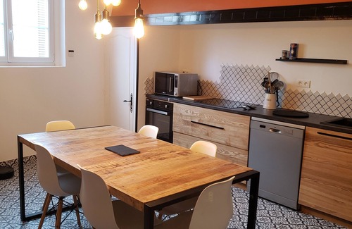 Neufchatel-en-Bray House | Charmante Maison de Ville Rénovée au Cœur de la Ville de Neufchâtel en Bray