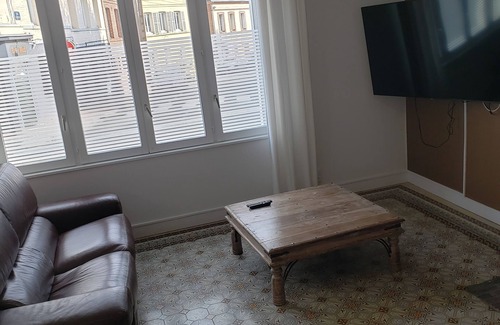 Neufchatel-en-Bray House | Charmante Maison de Ville Rénovée au Cœur de la Ville de Neufchâtel en Bray