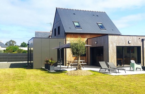 Penvenan House | Charmante Maison, à 400 Mètres de la Plage, Port Blanc, au Calme