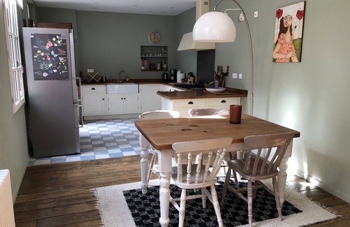 Dinan House | Charmante Maison à Colombage Avec Jardinet en Plein Centre Ville Historique