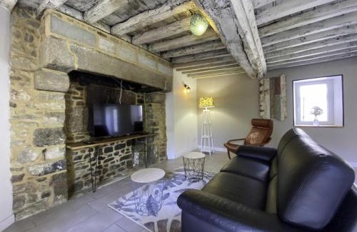 Rouperroux House | Charmante maison avec parking, jardin et WIFI à Rouperroux - FR-1-497-219