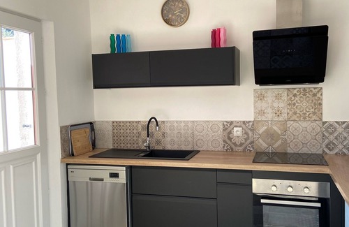 Taradeau House | Charmante Maison de Vacances T3 Terrasse, Jardin et Jacuzzi