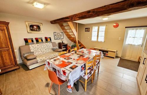 Sazilly House | Charmante maison en pierre avec jardin, près de Chinon, Wifi inclus - FR-1-381-608