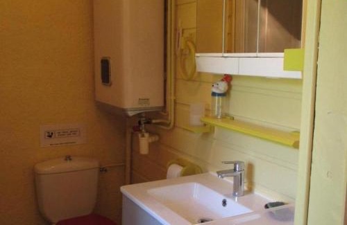 Arfeuilles House | Charmante maisonnette avec piscine partagée, animaux acceptés, terrasse et jardin - FR-1-489-131