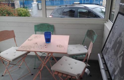 Montbazon House | Charmante maisonnette avec WIFI à Montbazon - FR-1-381-230