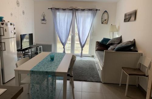 Quend-Plage-les-Pins House | Charmante Maisonnette Proche de la Mer avec Jardin, Parking, et Toutes Commodités à Quend-Plage - FR-1-482-73