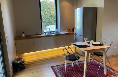 Mezieres-sur-Seine House | Charmante Petite Maison Dans la Campagne