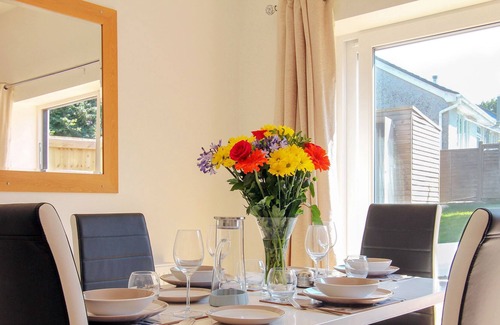 St. Keverne Cottage | CHARMILIE, pet friendly, with a garden in St Keverne