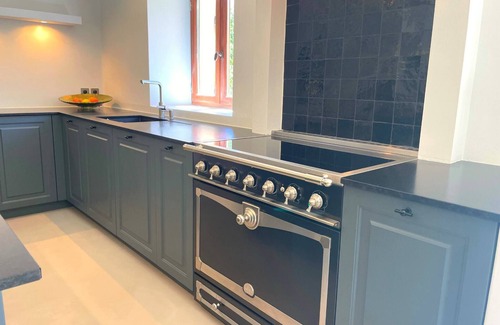 Le Puy-Sainte-Reparade Villa | Charming farmhouse 20 minutes from Aix-en-Provence - by feelluxuryholidays