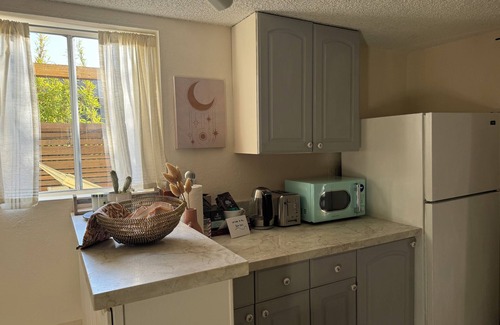 Live Oak Apartment | Charming 1-bedroom apartment in marvelous Santa Cruz with hot tub