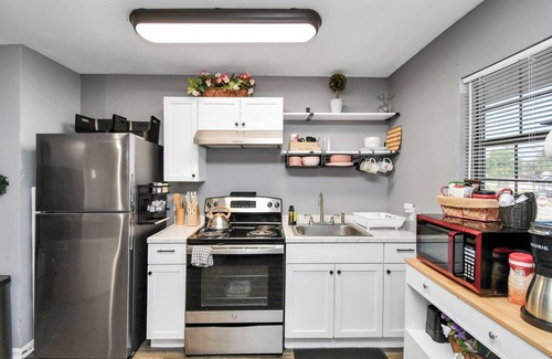 Northside Apartment | Charming 1-Bedroom Apartment near downtown Houston with WiFi