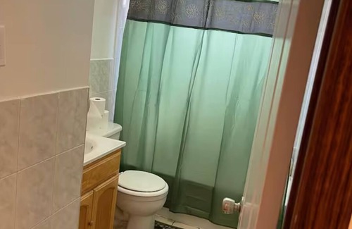 Queens Apartment | Charming 1-bedroom apartment with WiFi, AC in delightful Queens
